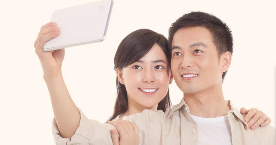 买华为手机 没面子吗
:老婆怀孕8个月，岳父为了面子提个要求，我跟他大吵一架！