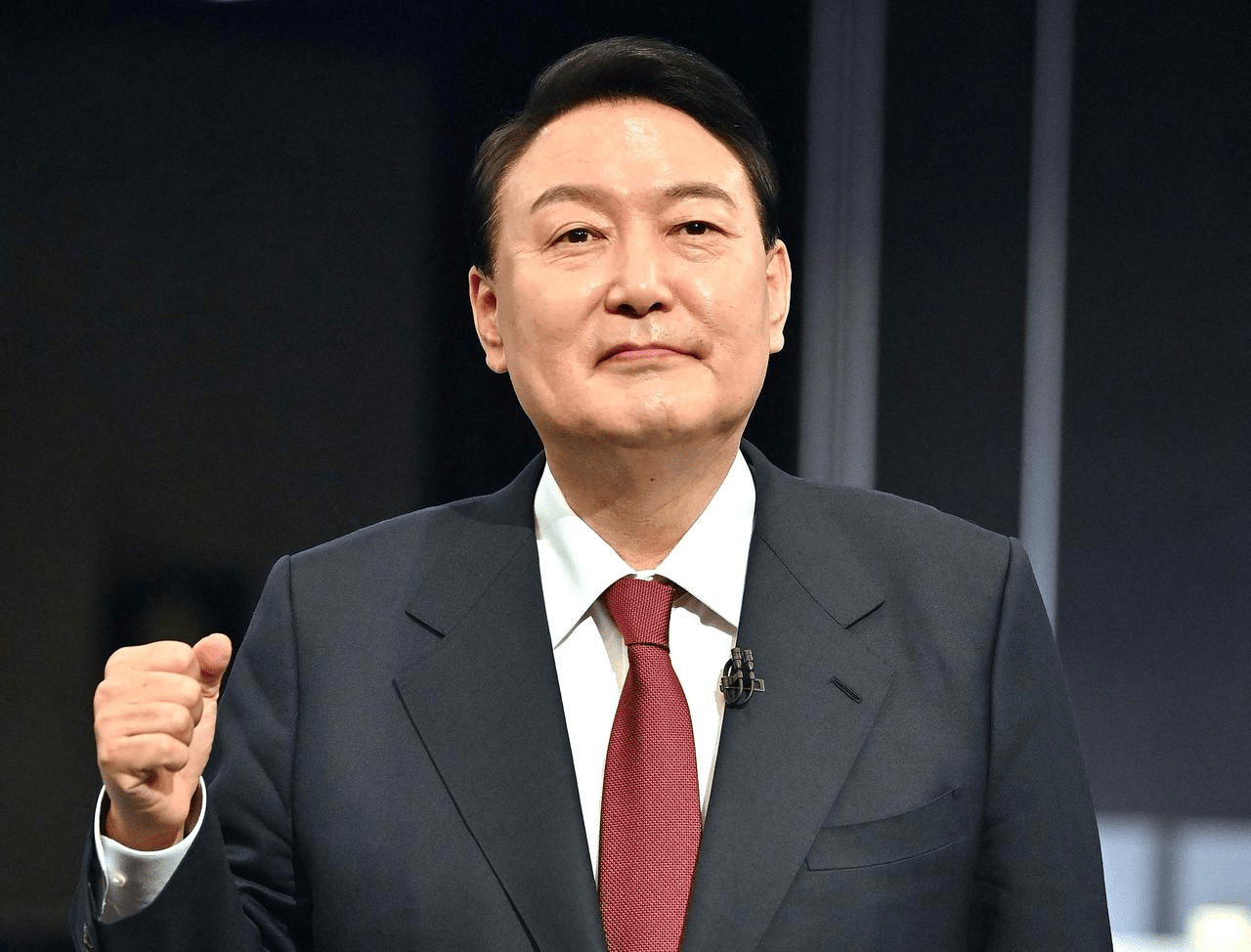 华为手机插上u盘怎么用
:才恢复赴韩签证，韩国一个着急，又做了错事