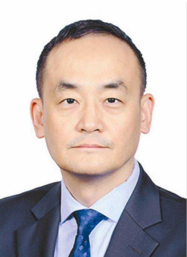 华为手机型号nem-tl:全国政协委员江广平建议强制实施带薪年假：禁止企业随意取消年假，提高对违法行为的行政处罚标准