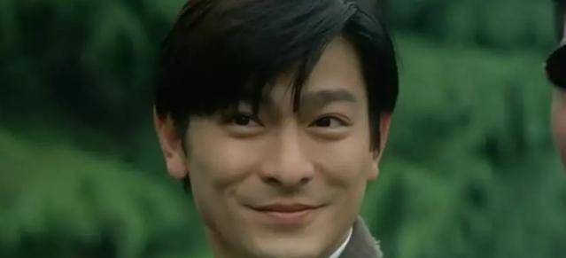 小苹果的天王版
:如果翻拍《上海滩》，你会选择谁来扮演丁力？聪明人不选刘德华
