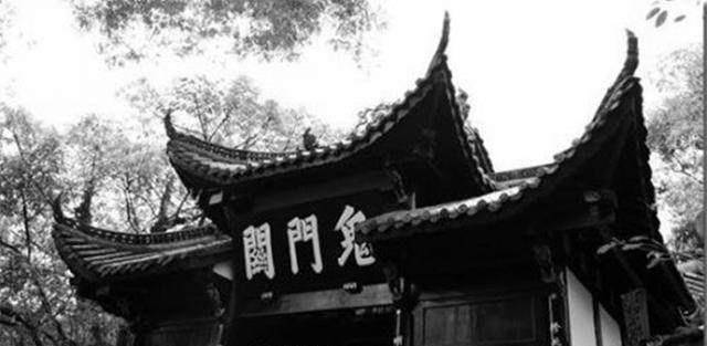 横竖都是死苹果版:神仙之间的惨烈斗争，能诏安的就诏安，不听话的横竖都是个死！