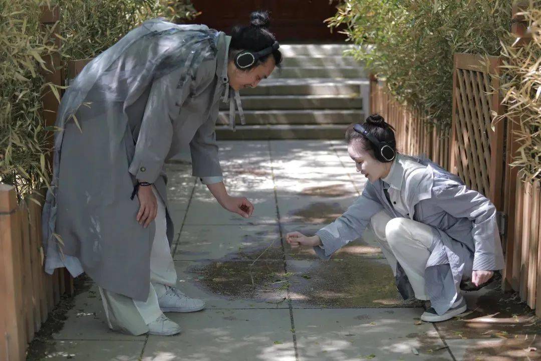 淘宝苹果耳机教育版:「行走的中轴线 · 平行时空的眺望」主创团队受邀参与北京中轴线主题国际传播纪录片《京之轴》发布仪式-第12张图片-太平洋在线下载