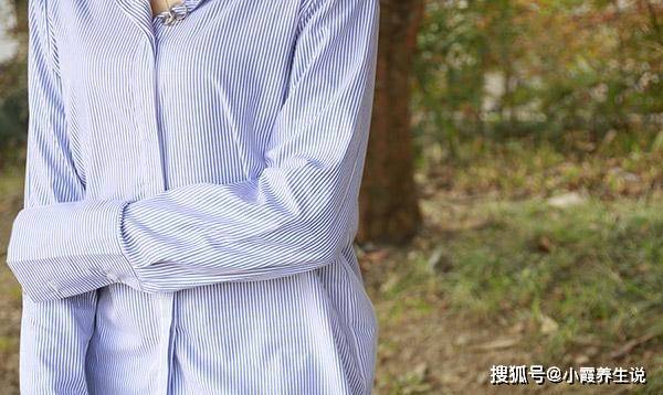 苹果公开版包含什么:肚子鼓鼓像怀孕，不起眼的食物经常吃，吃完轻松甩肉，变成小蛮腰