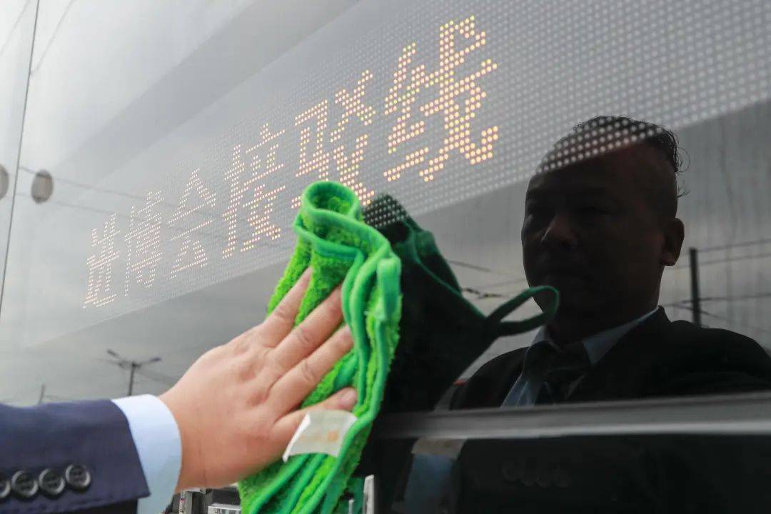 作为一名老“进博人”，他开着车，把19条线路一条条跑过来……-第4张图片-太平洋在线下载