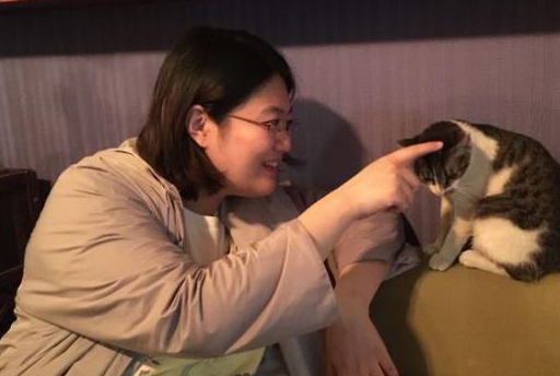 怀孕后家里的宠物猫、狗要送人吗？亲生的要来，宠物也不能失宠！